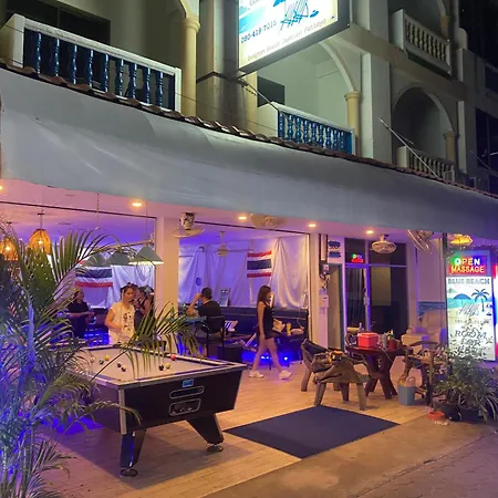 Blue โรงแรม