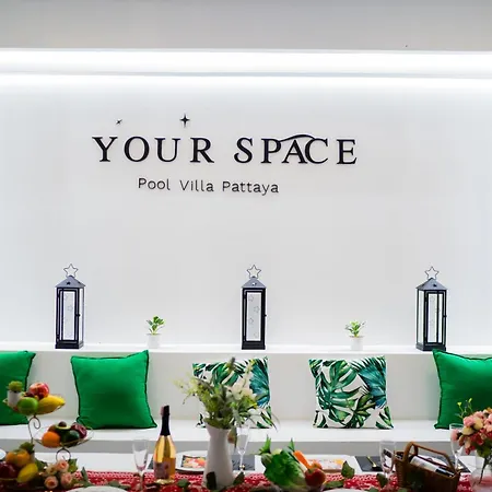 Your Space Pool วิลล่า Pattaya