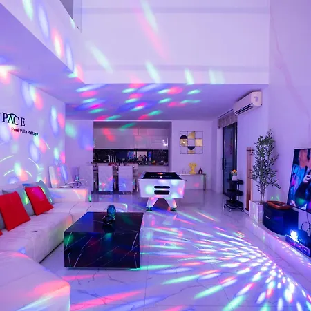 Your Space Pool * Pattaya