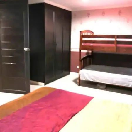 อพาร์ทเม้น 1 Bedroom For 4 Person Family Pattaya