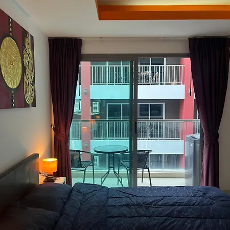 Pattaya, C View , Prime Location Apartment Pattaya