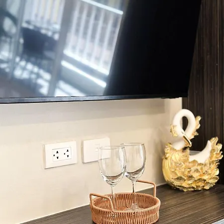 อพาร์ทเม้น Modern - Phratamnak Jomtien Pattaya
