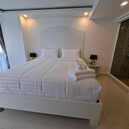 อพาร์ทเม้น Grand Avenue, 2 Bedroom-2 Baths, 69sqm *