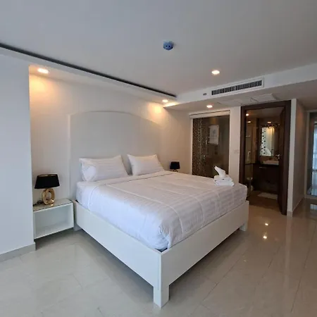 Grand Avenue, 2 Bedroom-2 Baths, 69sqm