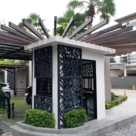 Apartment The Riviera Wongamat Hong