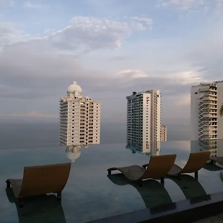 Apartment The Riviera Wongamat Hong