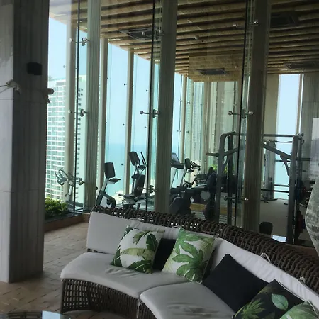 The Riviera Wongamat Hong Apartment Pattaya