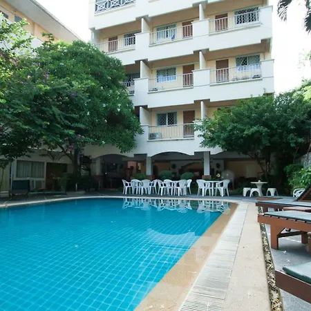สวัสดีเพลซ โรงแรม 3*