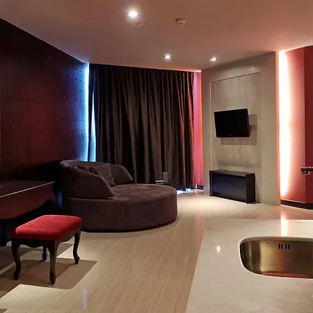 Tsix5 Quarter 5*
