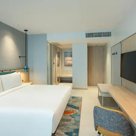 By Ihg 5*