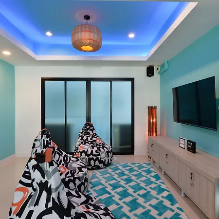 T2 Jomtien Hotel 3*