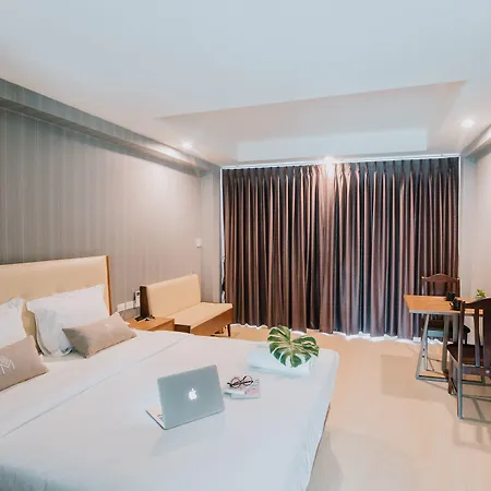 Marine Plaza Hotel 3*