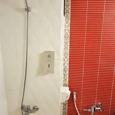 Marine Plaza Hotel 3*