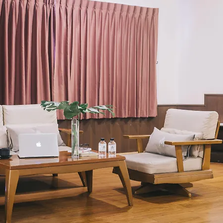 Hotel Marine Yensabai Pattaya
