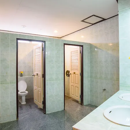Hotel Marine Yensabai 3*