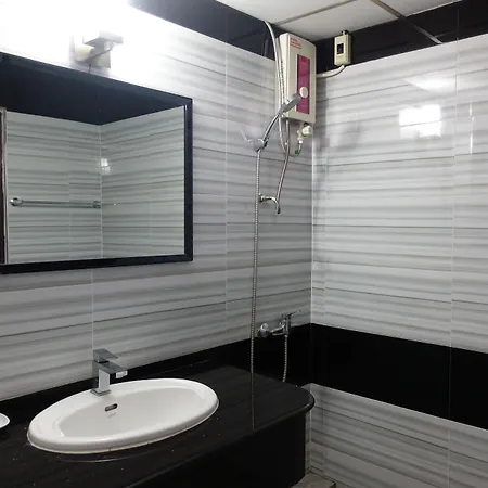 โรงแรม Serene