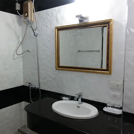 โรงแรม Serene Pattaya