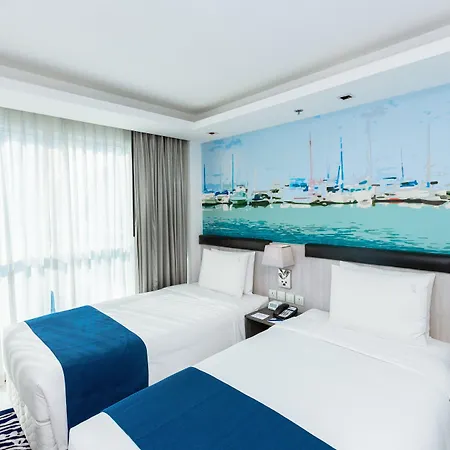 Hotel Express By Ihg 4*