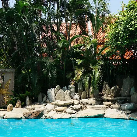 Leprive โรงแรม Pattaya