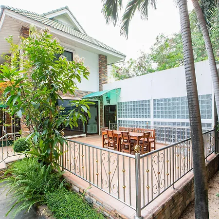 Selina Place 3* Pattaya