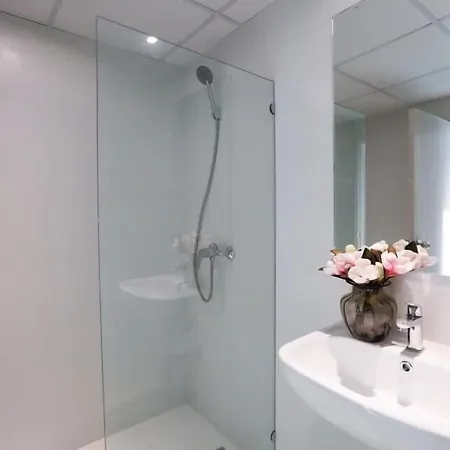 Prima House Pattaya. โรงแรม 4*