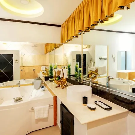 โรงแรม Poseidon Boutique Pattaya