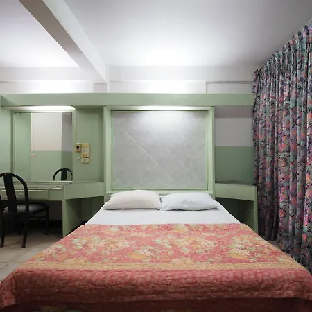 Hotel Oyo 1003 Naklua House 3*