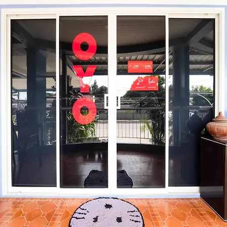 โรงแรม Oyo 1157 Ploy Pailin Place Pattaya
