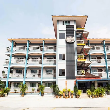 โรงแรม Oyo 1157 Ploy Pailin Place 2*