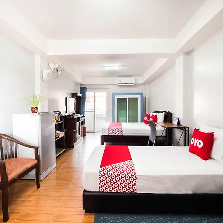 โรงแรม Oyo 1157 Ploy Pailin Place