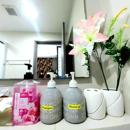 The Base In Downtown Apartment