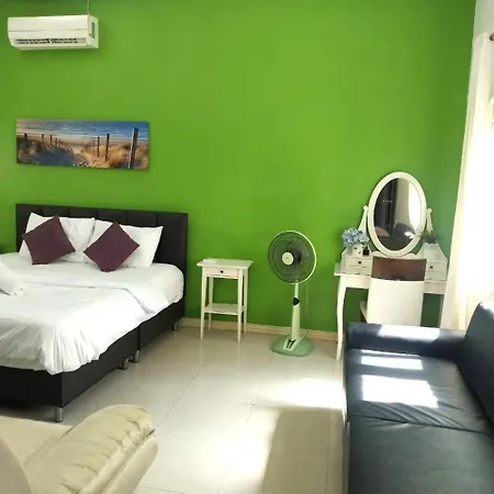 Villa Happy N Joy Pool Near Jomtien On Thepprasit Road