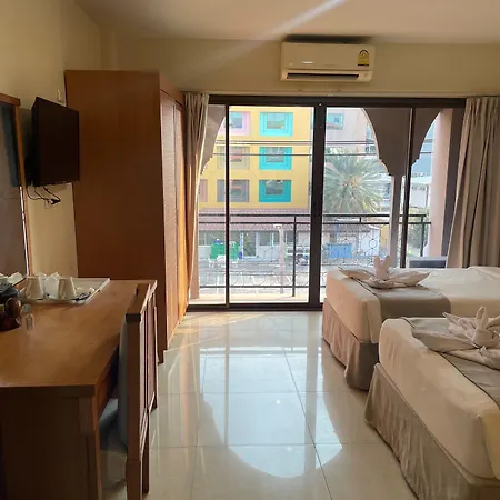 โรงแรม Babylon