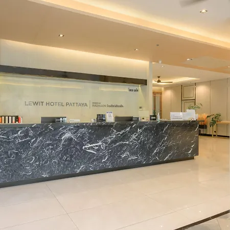 โรงแรม Lewit Pattaya, A Member Of Radisson Individuals 5*