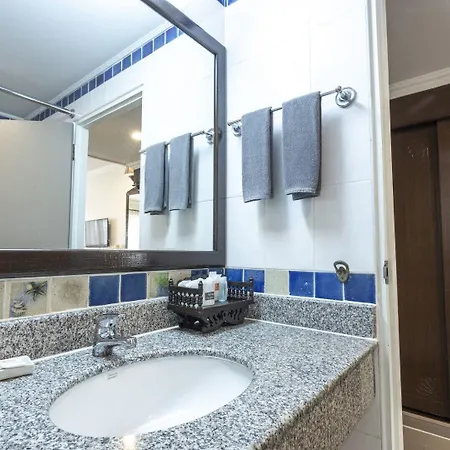 Hotel Sabai Sabana 4*