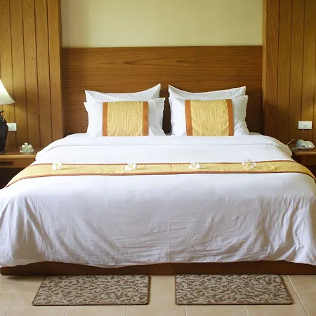 โรงแรม Palm Garden 3*