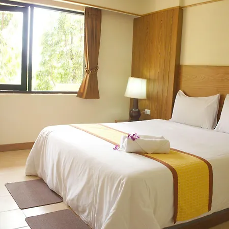 โรงแรม Palm Garden