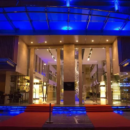 The Sanctuary Pattaya, Bw Signature Collection โรงแรม 5*
