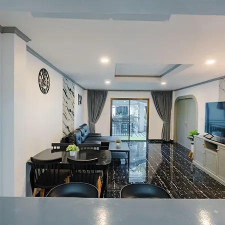 Del Mar โรงแรม Pattaya
