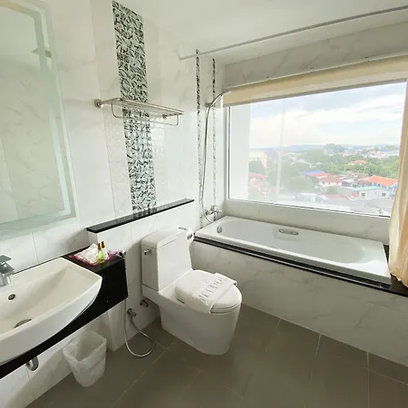 Vareena Palace 5*