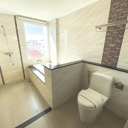 Vareena Palace Pattaya