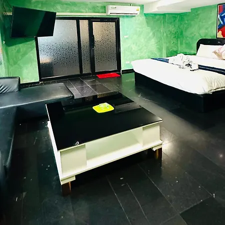 Koenig โรงแรม Pattaya