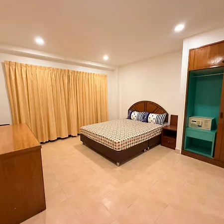 Jasmine Soi Buakhao Apartment Pattaya