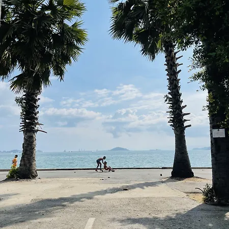 Baan Bangsare Resotel Chonburi