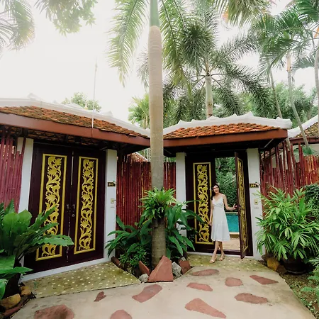Raya Private Pool โรงแรม