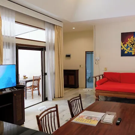 โรงแรม Raya Private Pool Pattaya