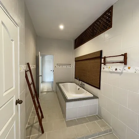 Raya Private Pool * Pattaya