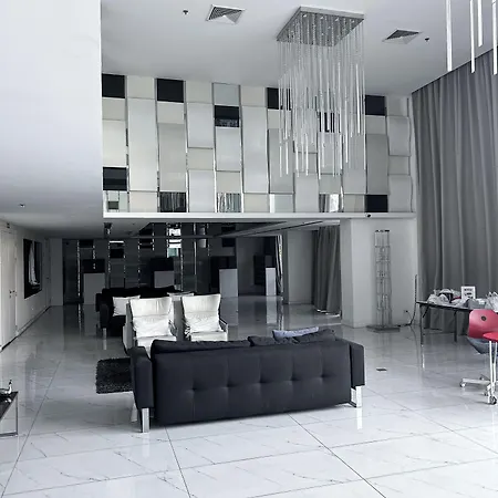 โรงแรม Vision