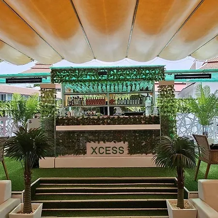 Xcess อพาร์ตโฮเทล