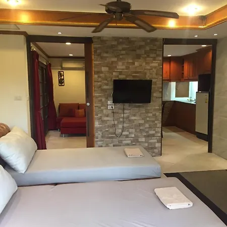Dolphinplace โรงแรม